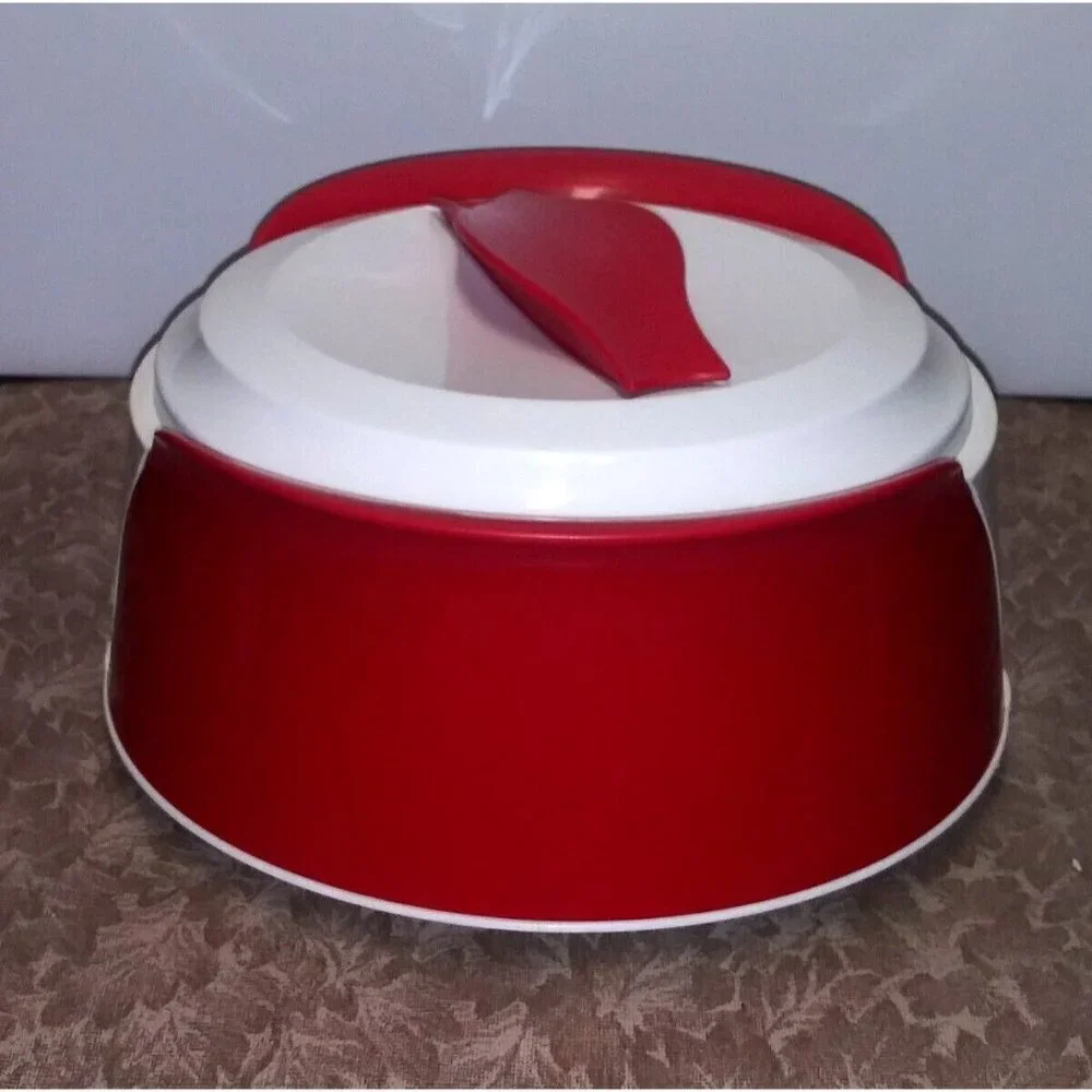 NWOB MILTON Stainless Steel Casserole - 10.25
